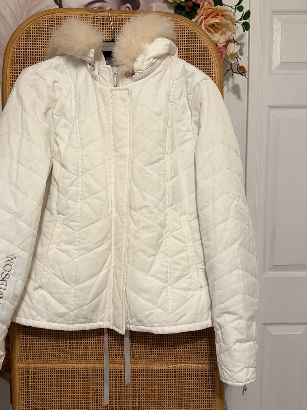 Vintage Harley-Davidson Cream Quilted Hooded Puffer Jacket with Faux Fur Trim